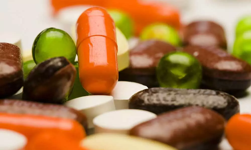 The Vitamins Women Need to Get From Food and Supplements