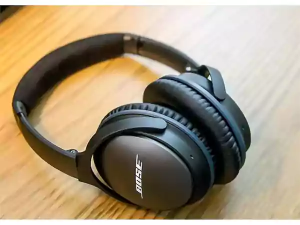 Bose QuietComfort 25 Headphones Design