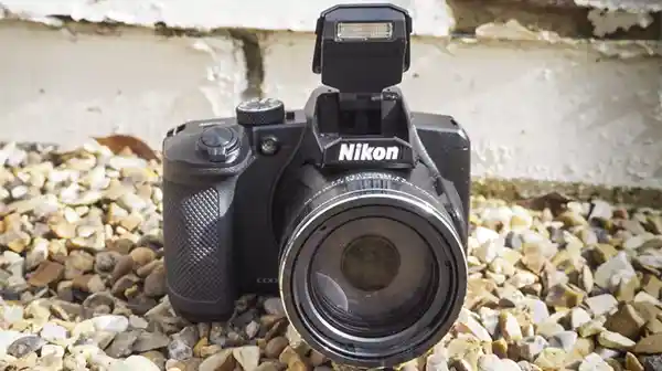 Nikon Coolpix B600