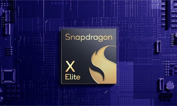 Windows 11 Laptop with Snapdragon X Elite