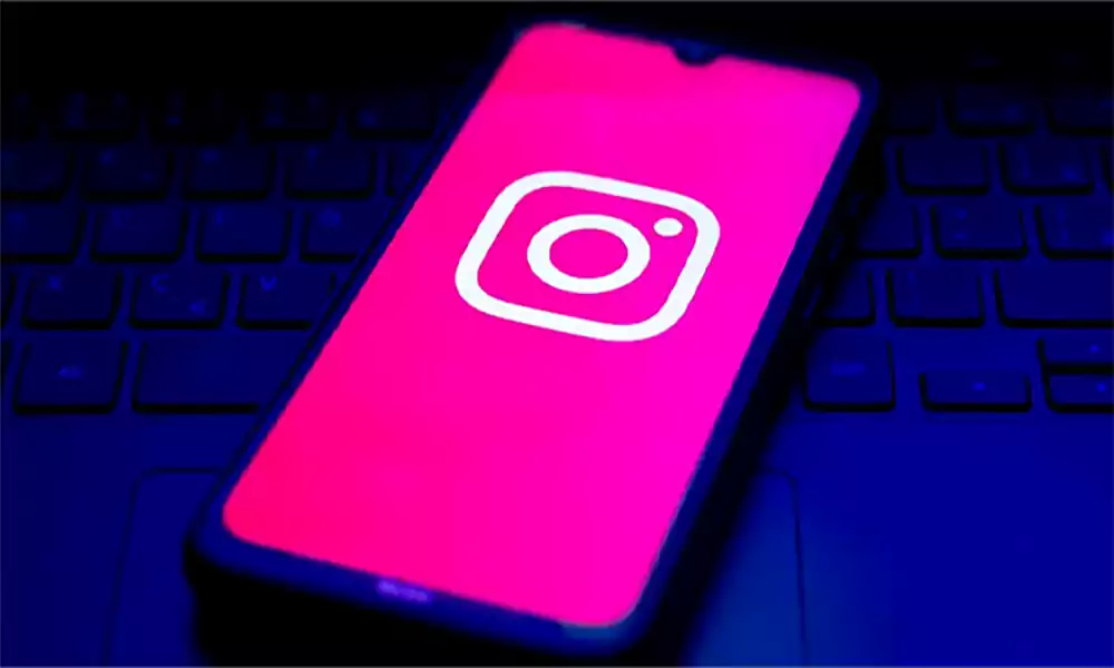 d-How to Post on Instagram